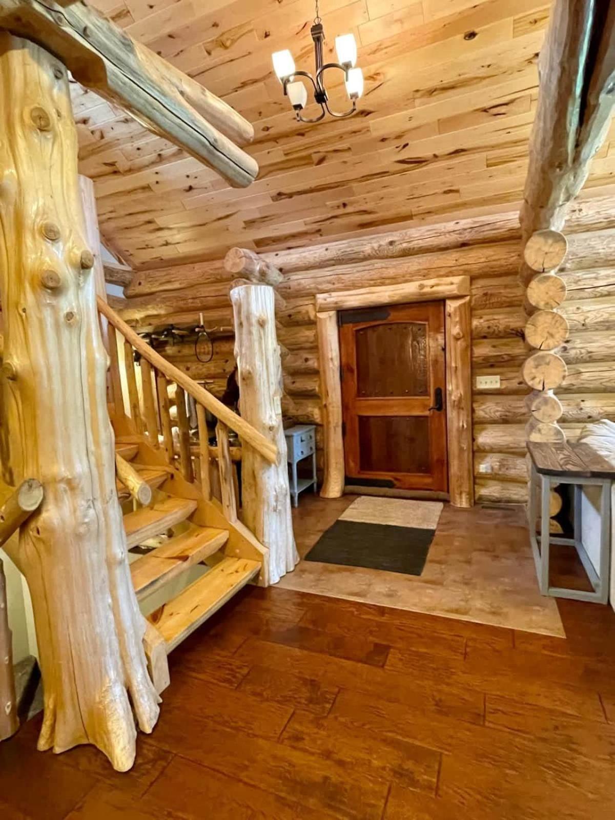 Stunning Log Cabin Getaway At The Hannu Haus Ironwood Exterior photo