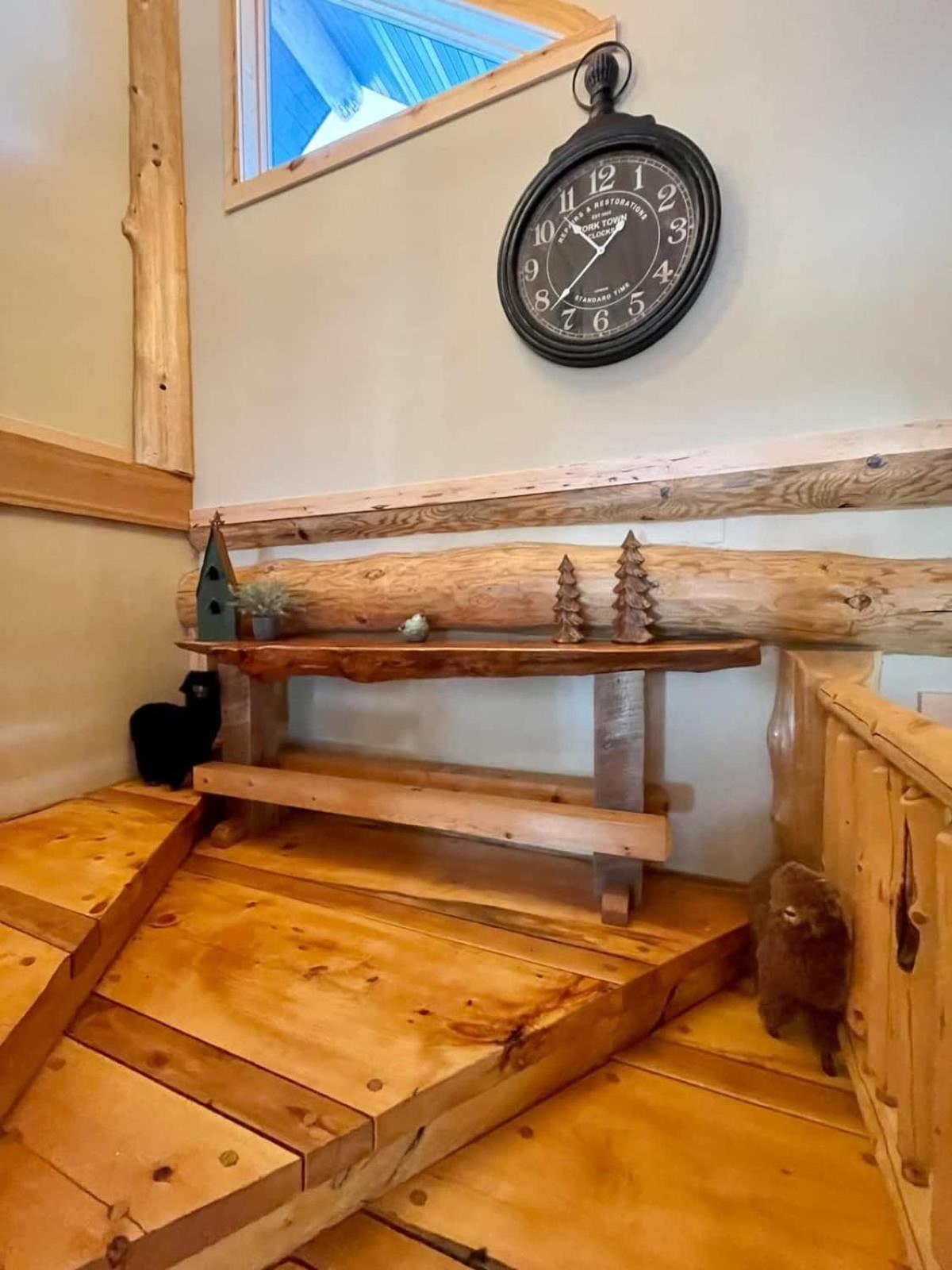 Stunning Log Cabin Getaway At The Hannu Haus Ironwood Exterior photo